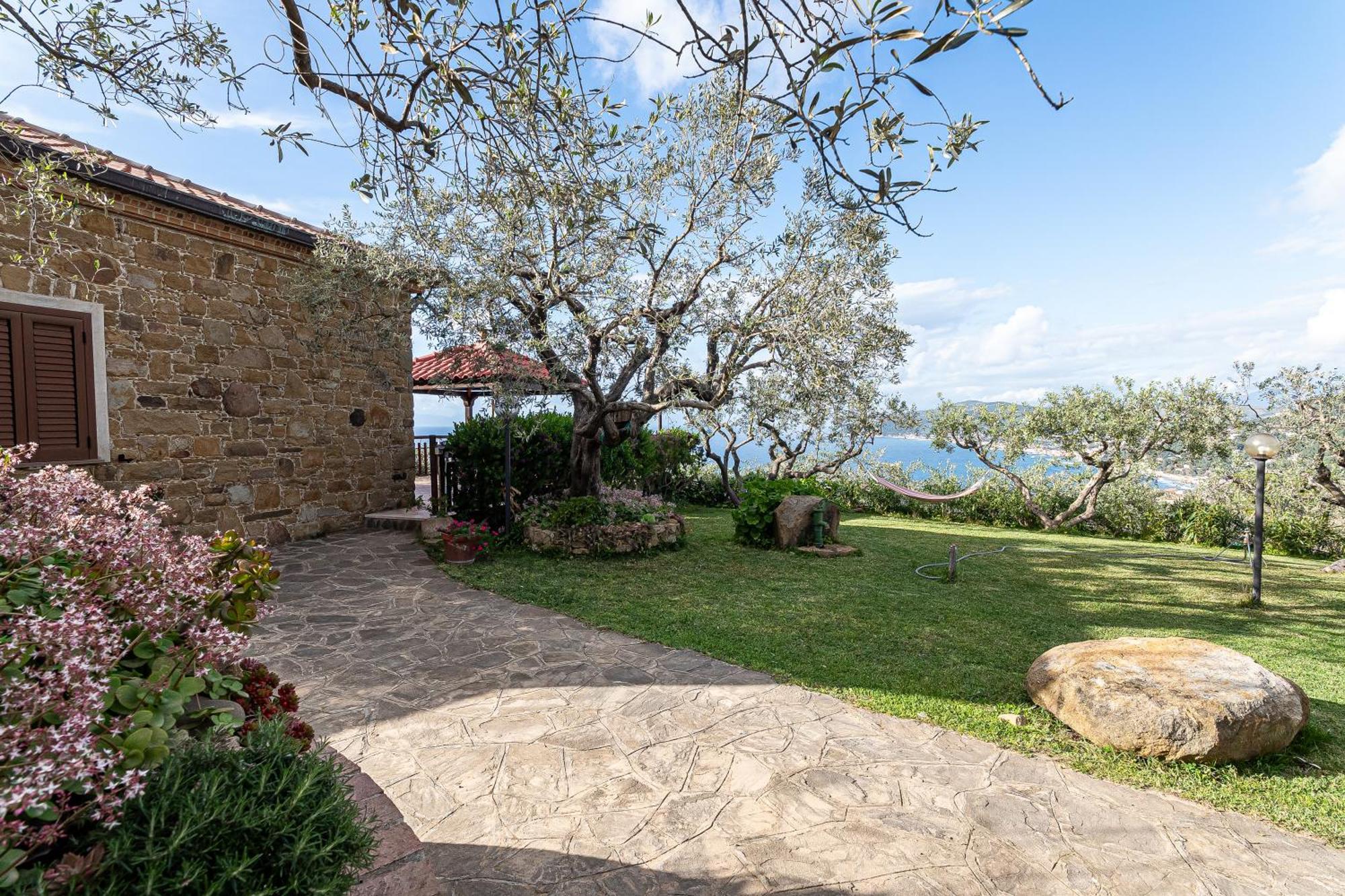 Bellezza In Cilento Panoramic Apts Castellabate Exteriör bild