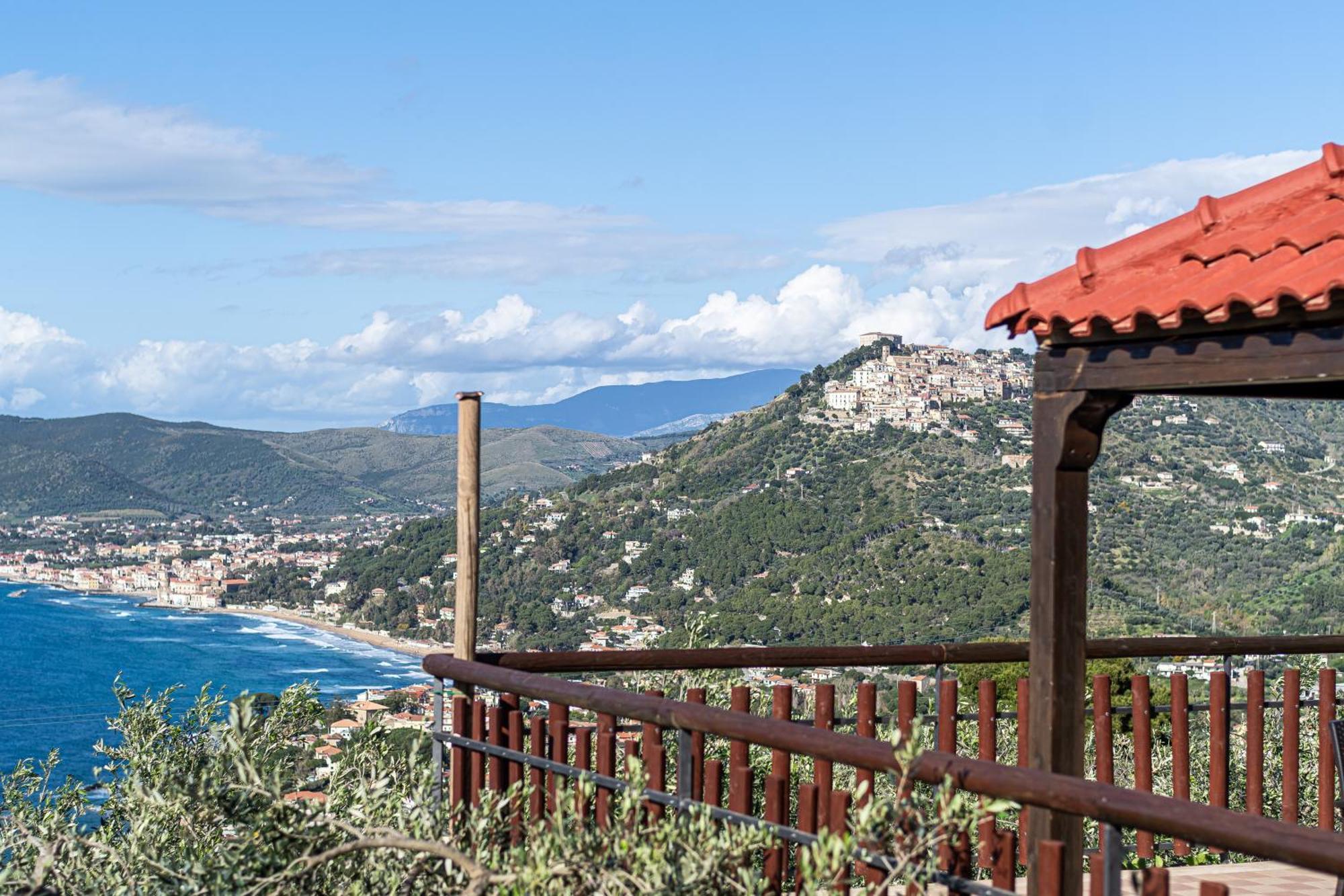 Bellezza In Cilento Panoramic Apts Castellabate Exteriör bild