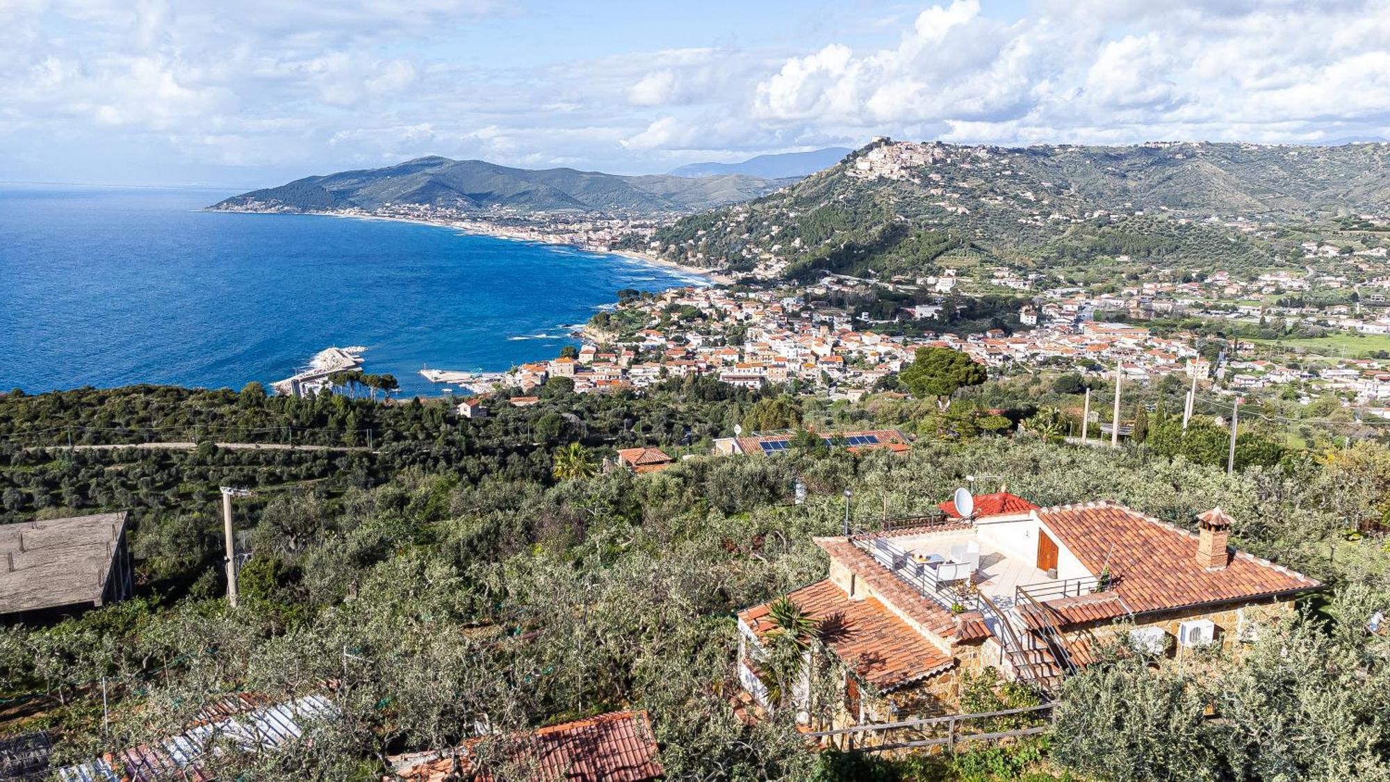 Bellezza In Cilento Panoramic Apts Castellabate Exteriör bild