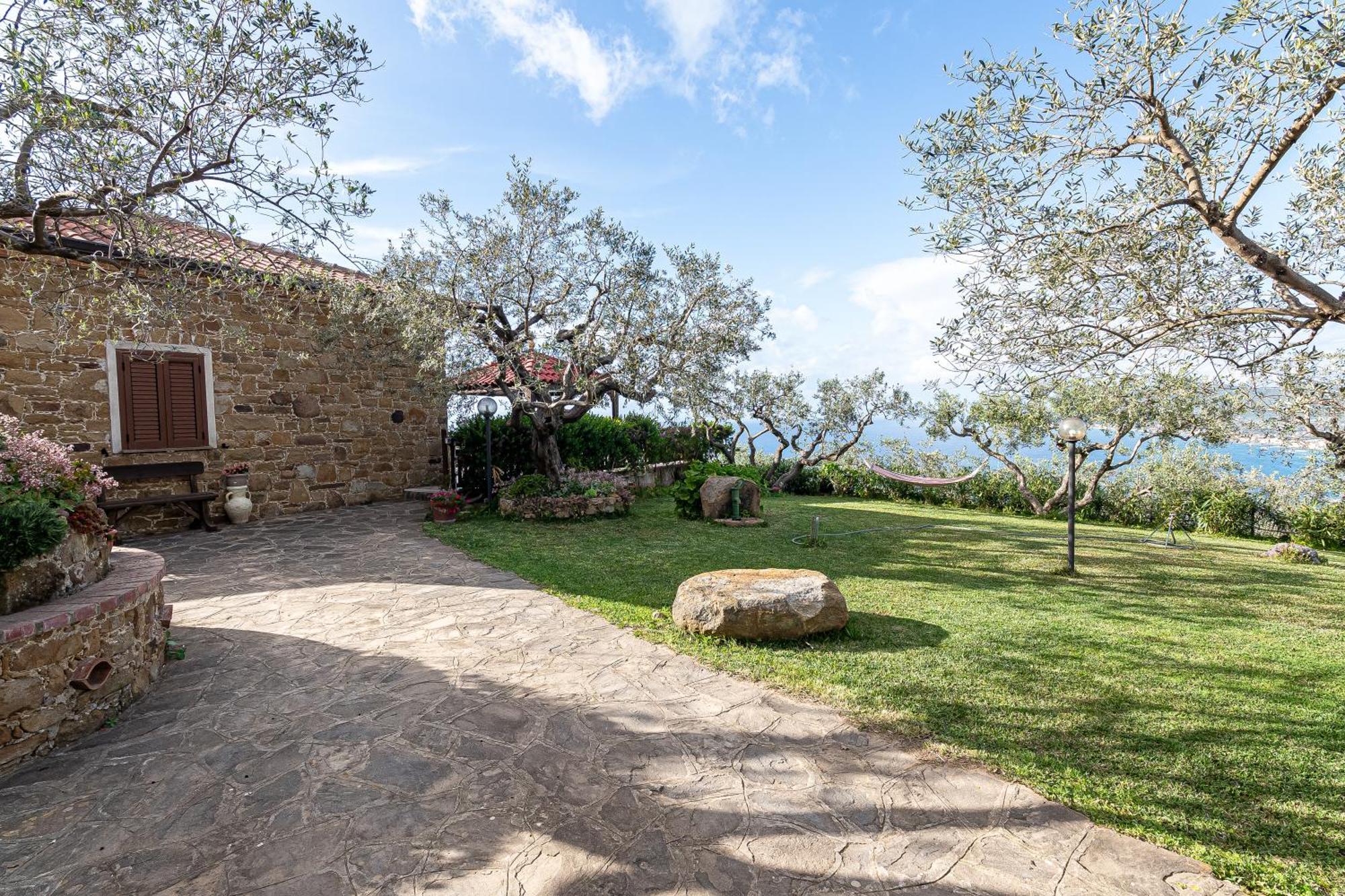 Bellezza In Cilento Panoramic Apts Castellabate Exteriör bild